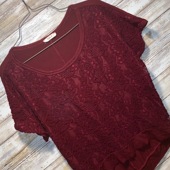 stylebrook Tops - Women’s Red Maroon Lace Short Sleeve Top Shirt M